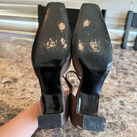 Charles Jourdan of Paris Heels Size 8 Taupe Beaded - Picture 7 of 13